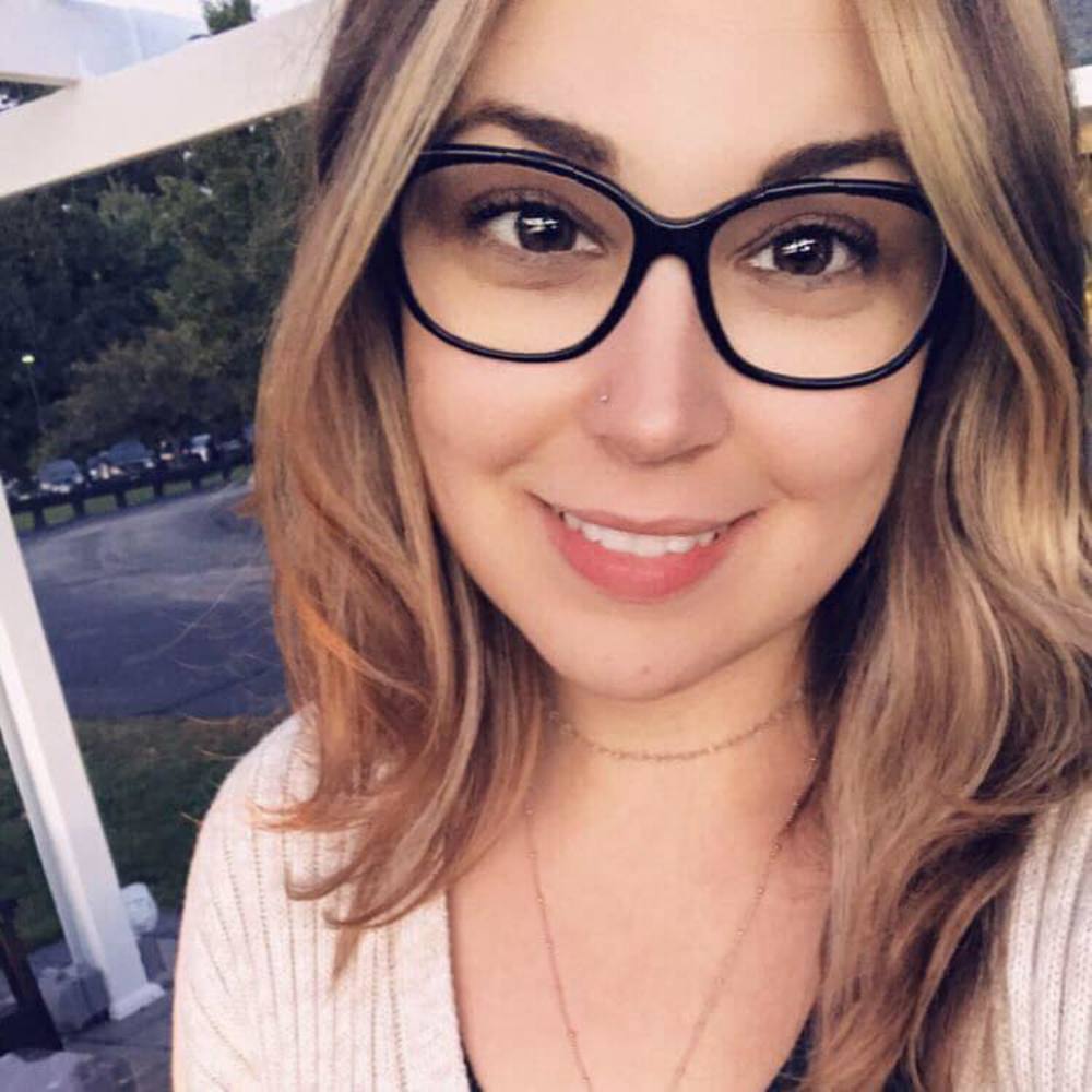 Meet your Posher, Kareen